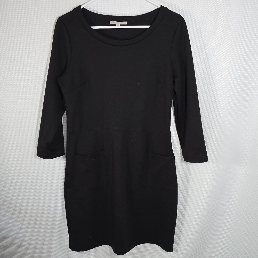 GAP Black Knit Dress Medium 3/4 Sleeve Pockets Minimalist Stretch Casual Classic